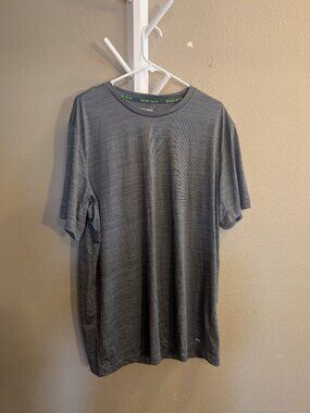 Tek Gear Dry Tek short sleeve tshirt